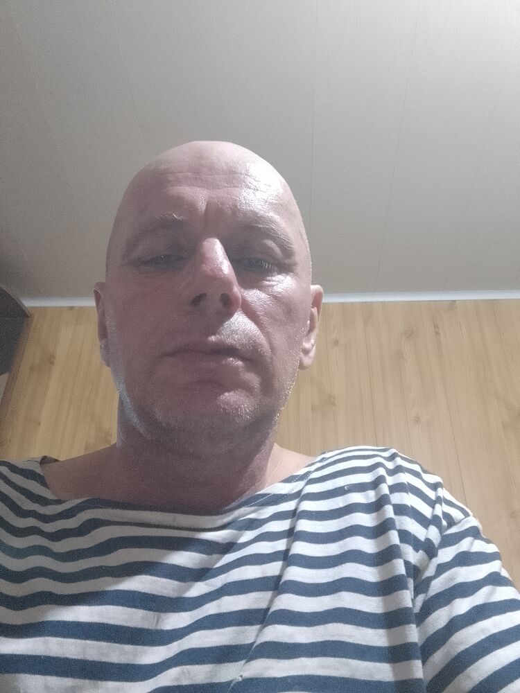  40312222  , 56 ,    
