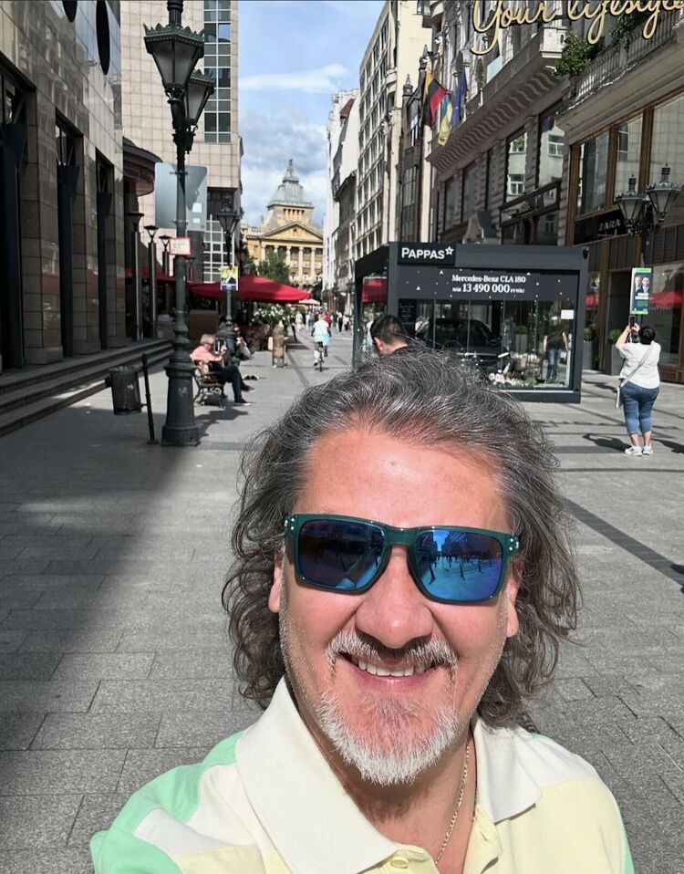  46665282  David, 51 ,    Adiyaman