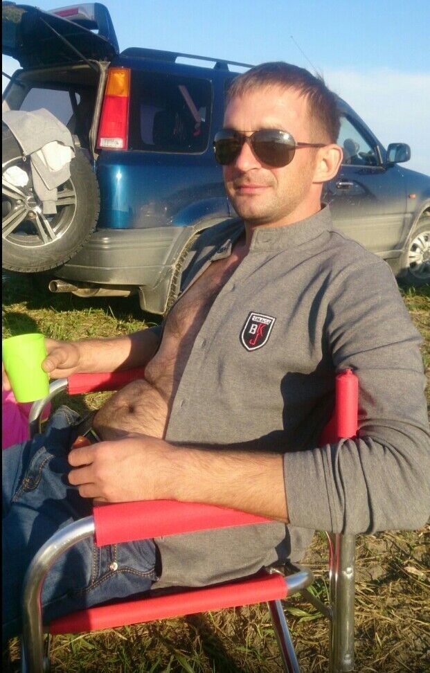  ,   Anton, 42 ,   ,   , c 