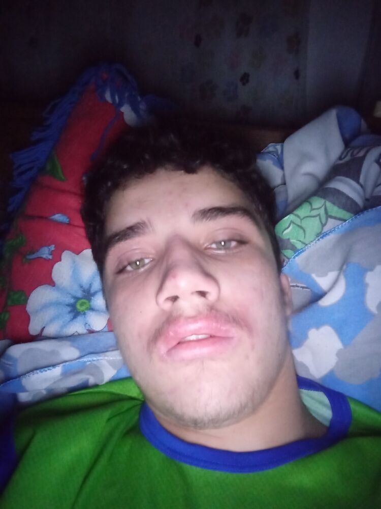  40909742  Carlos, 20 ,    Contagem