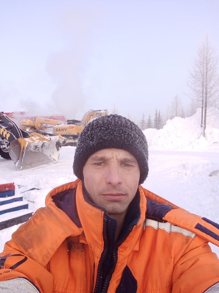  52512092  Vladimir, 30 ,    