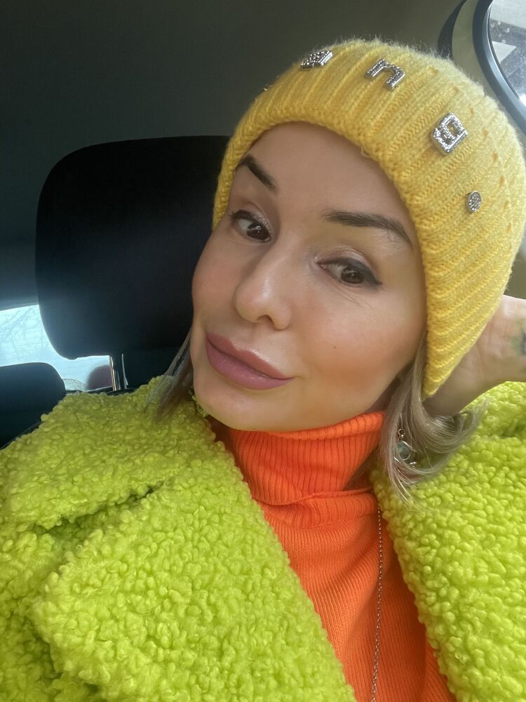  --,   , 45 ,   c 