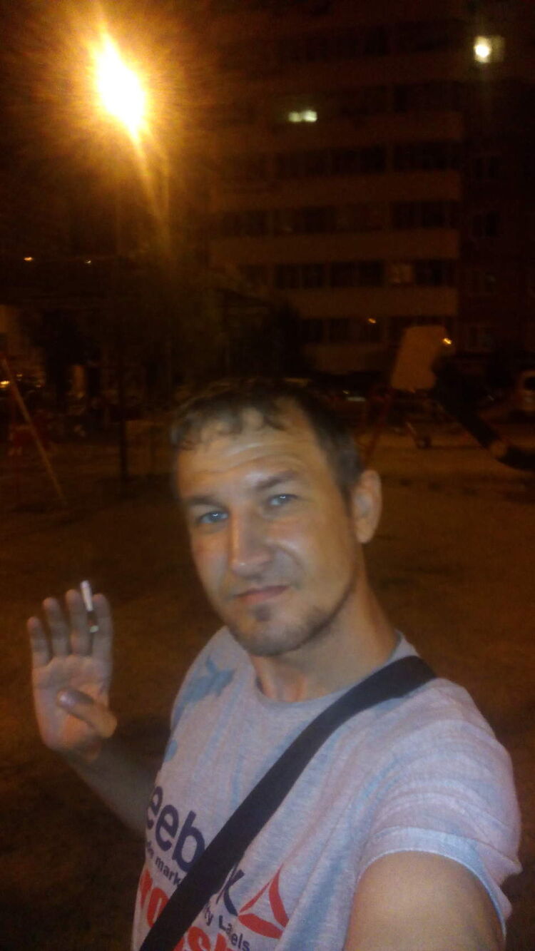  24988572   , 39 ,    