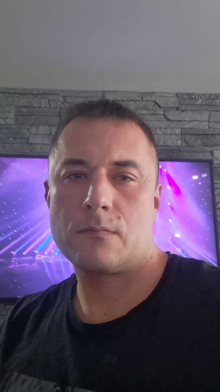  31653912  , 39 ,    