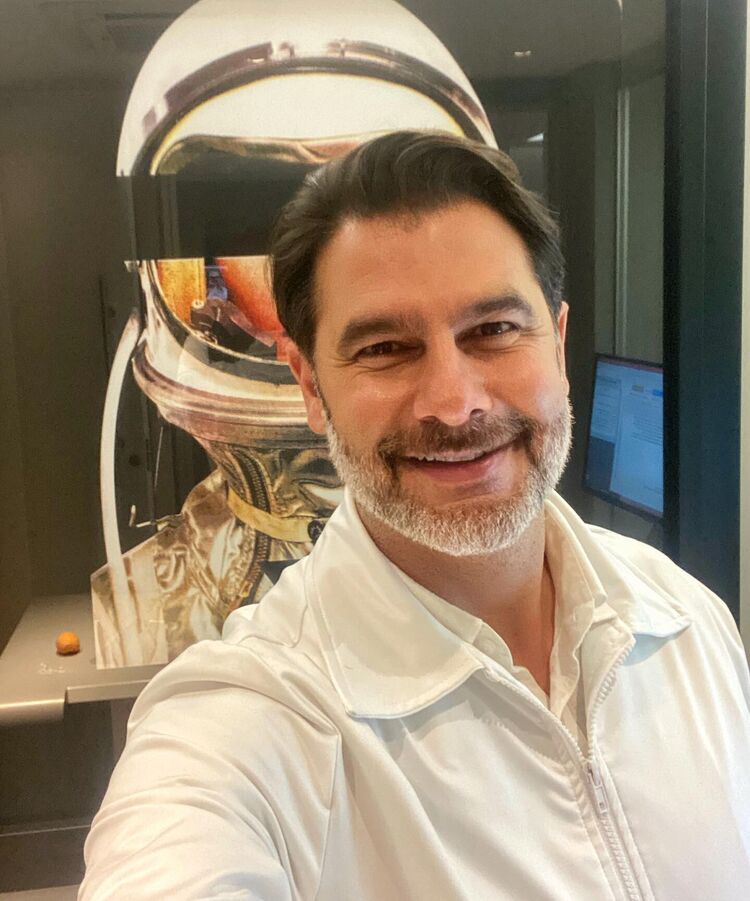  29016442  Andrea, 62 ,    