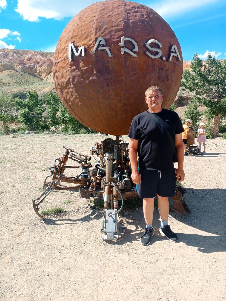  52416282  , 41 ,    