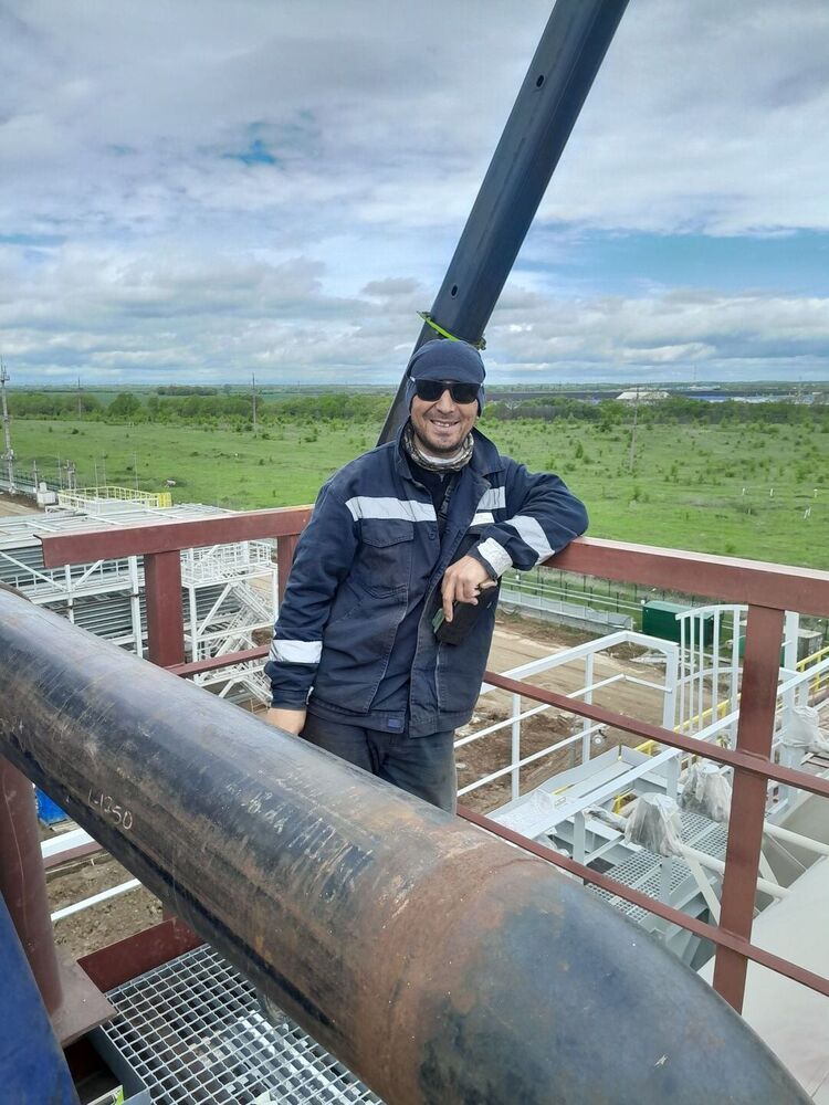  54496042  Danik , 35 ,    