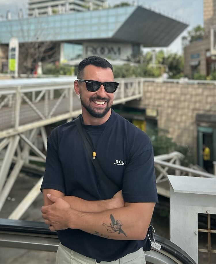  54198292  , 38 ,    -