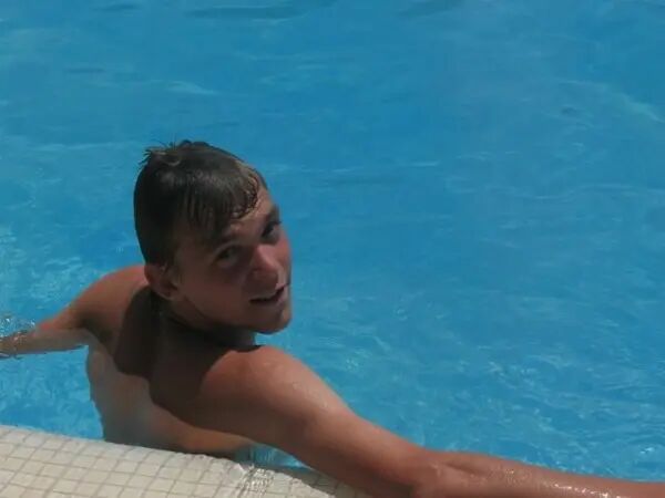  38848952  , 35 ,    