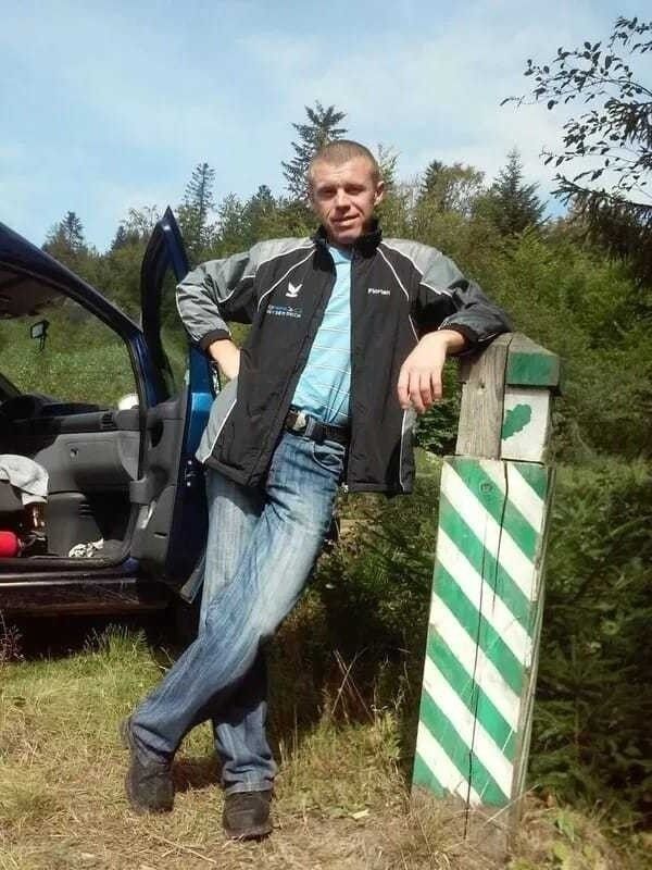  ,   Andrij, 42 ,   , 