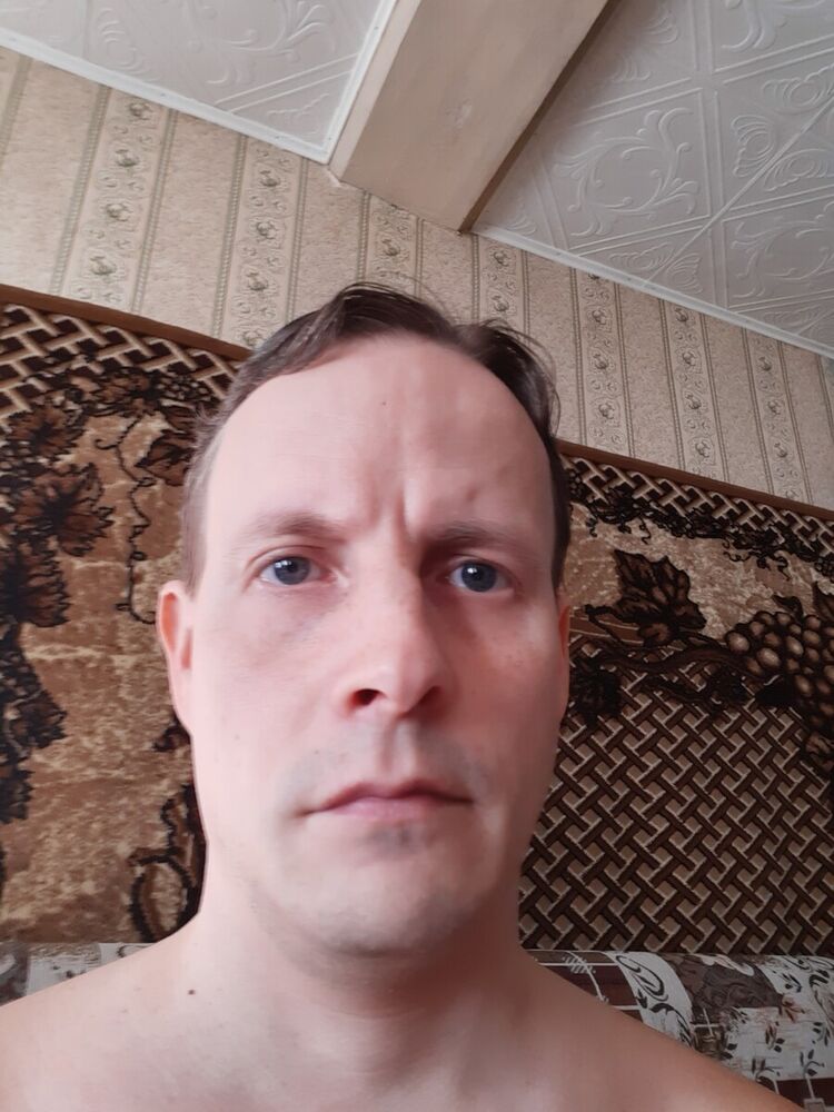  21140642  , 44 ,    