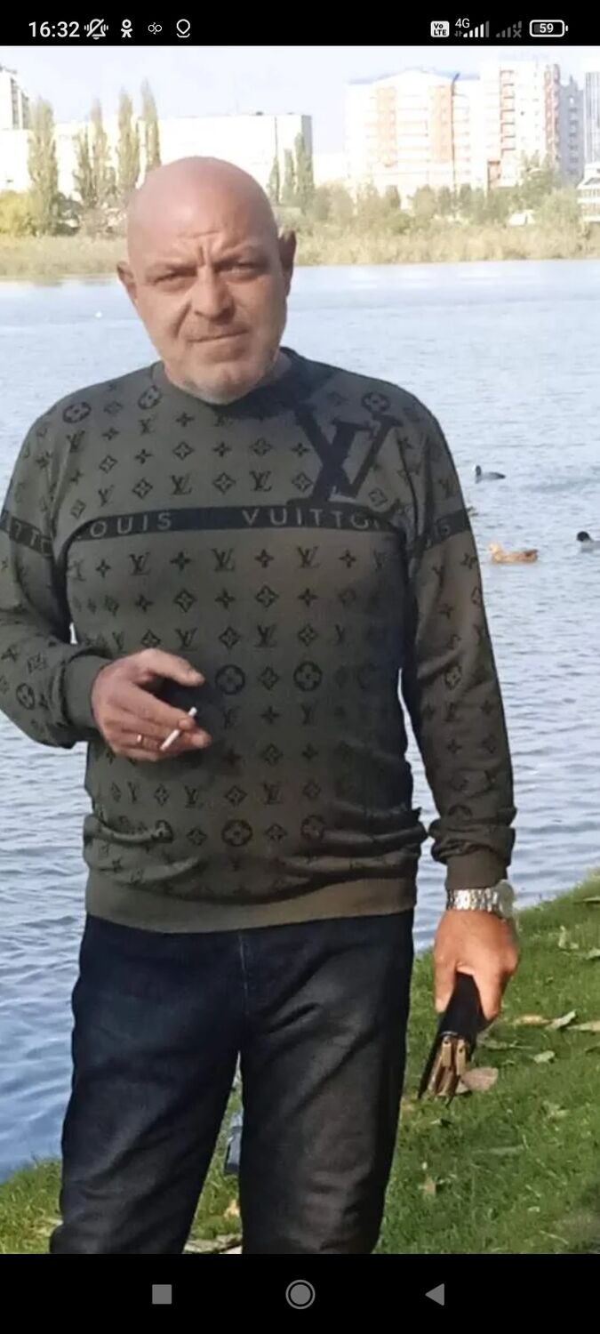  ,   M, 48 ,   ,   