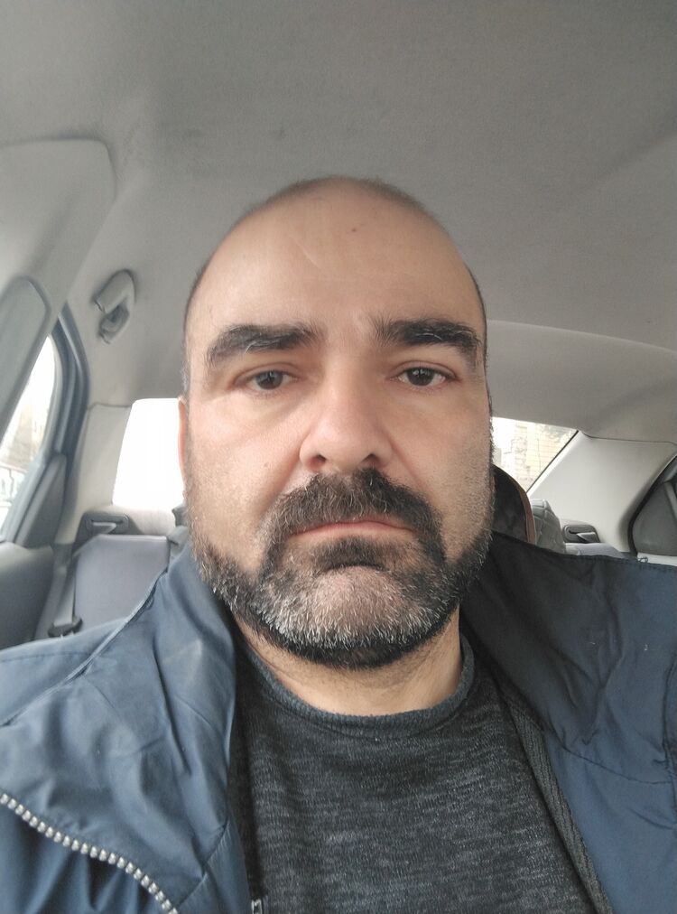  42431152  Etibar, 48 ,    