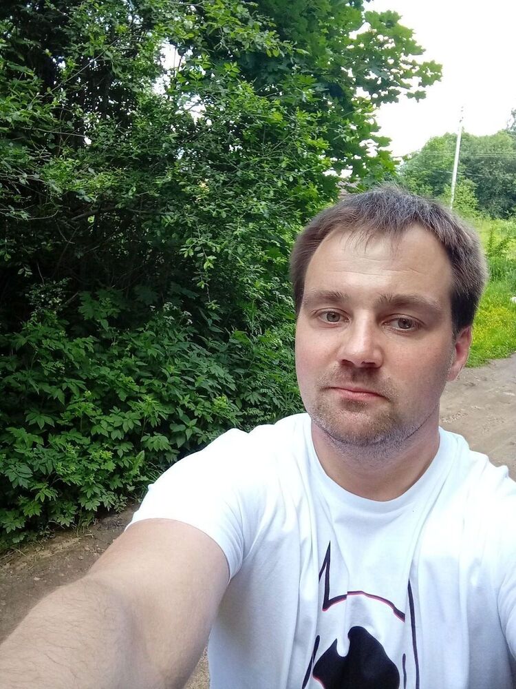  ,   Alex, 38 ,   ,   