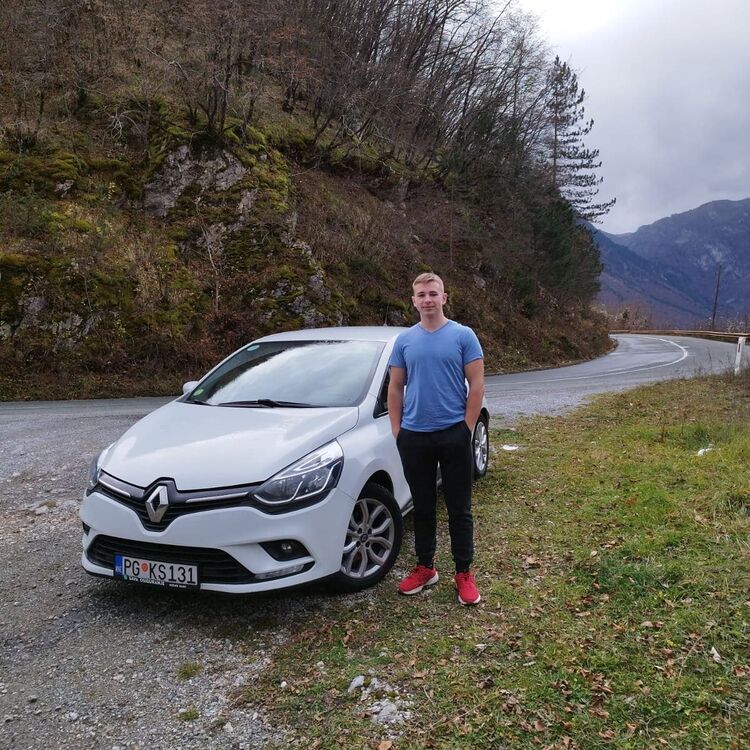  34454612  Daniil, 22 ,    