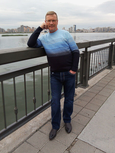  44795672  Vladimir, 49 ,    