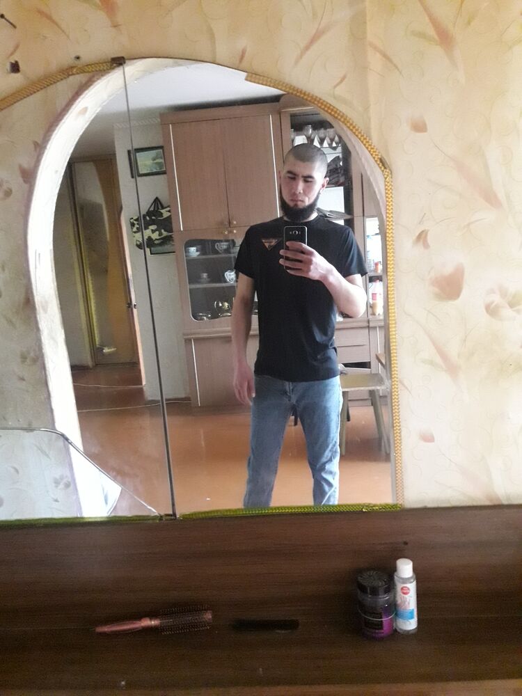 ���� 42665972 ����� Oyatillo, 24 ����, ���� ���������� � �����-����������