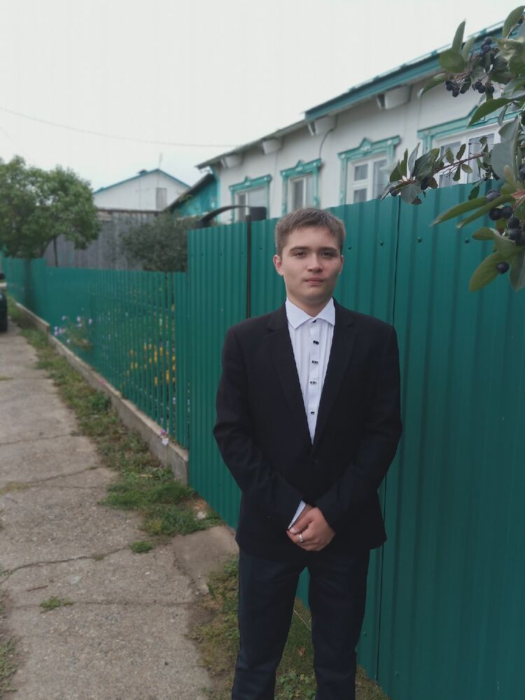  27156442  Vlados, 21 ,    