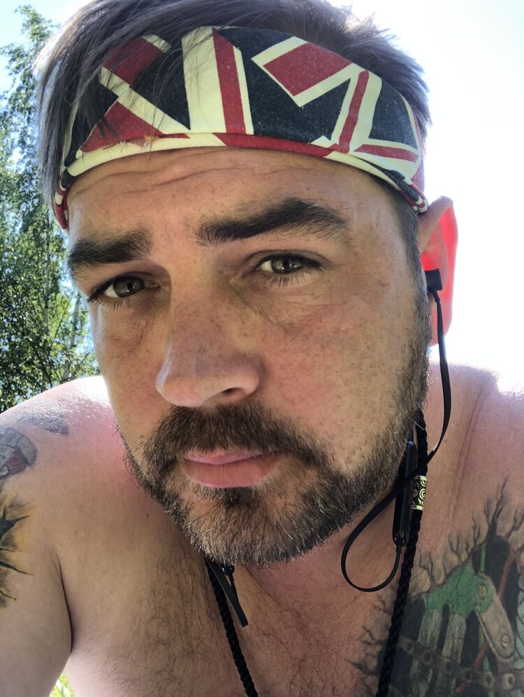  27404282  , 40 ,    -