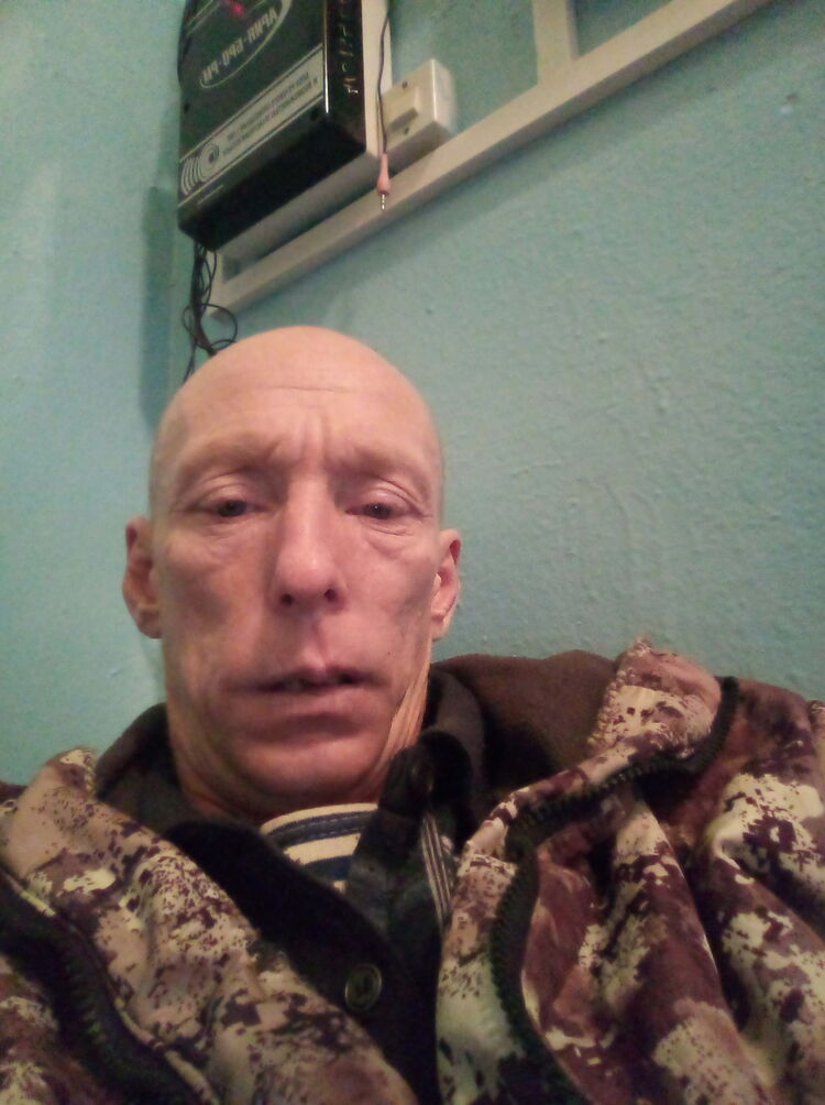  40023042  SLAVA, 41 ,    