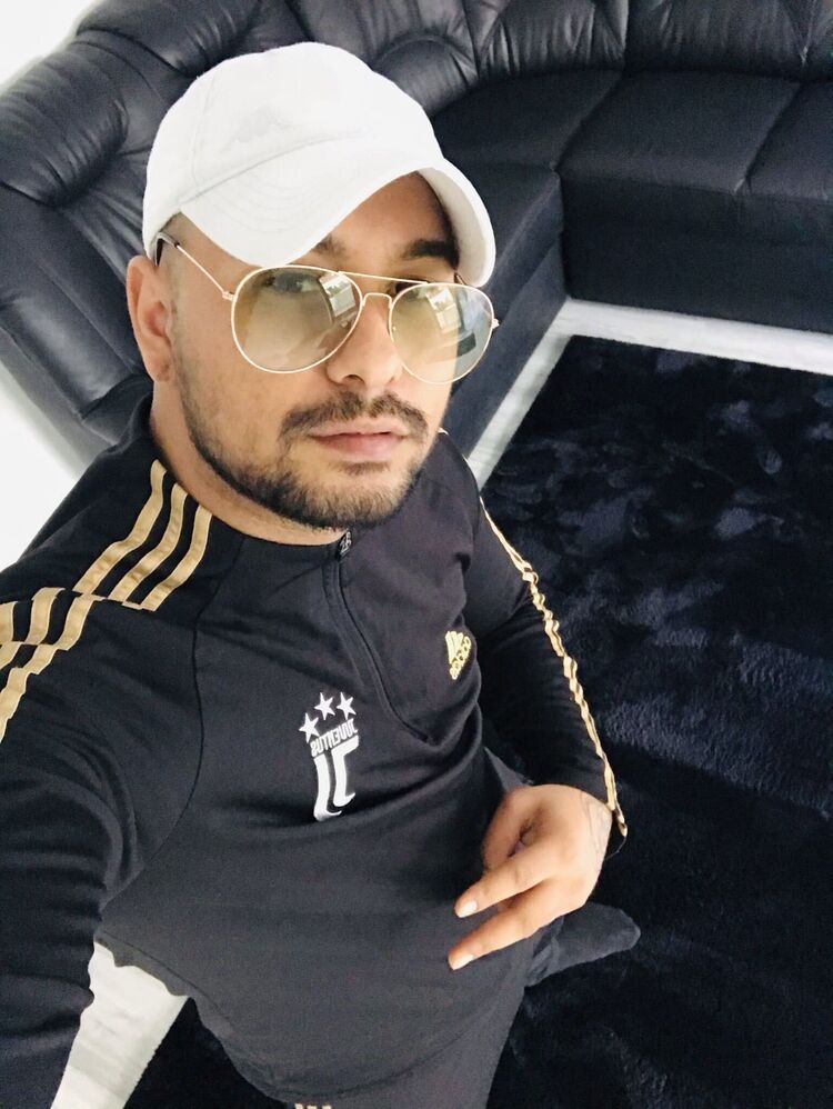  ,   Georgi, 27 ,   ,   