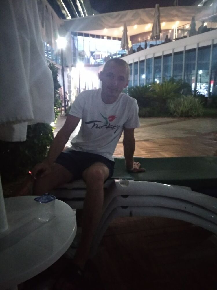  ,   Ilya, 33 ,   