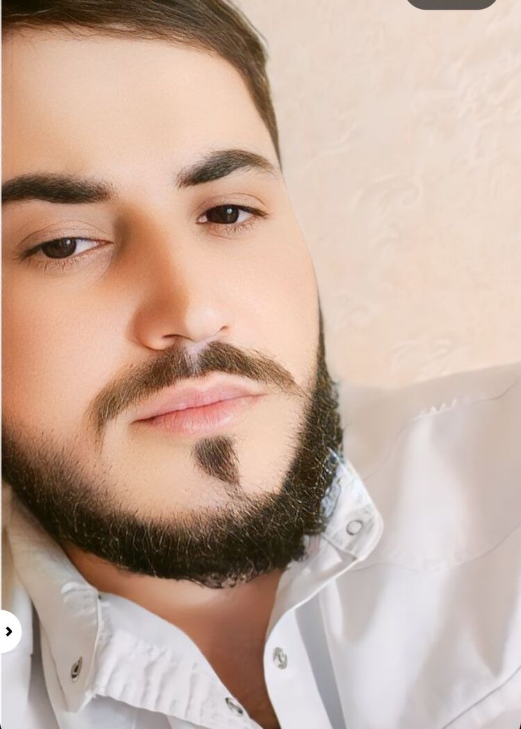  46948052  Sako, 31 ,    