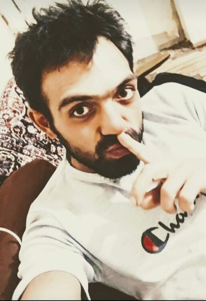  31507172  Aram, 32 ,    