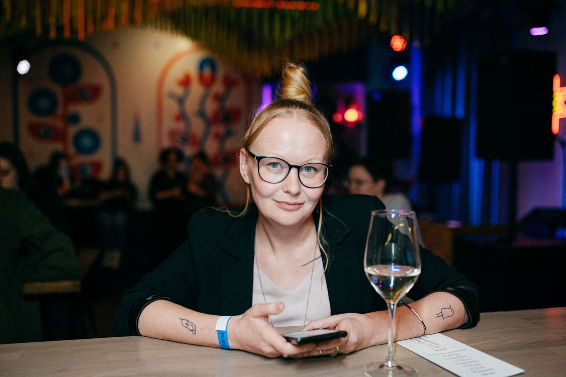  41219812  Sofya, 39 ,    