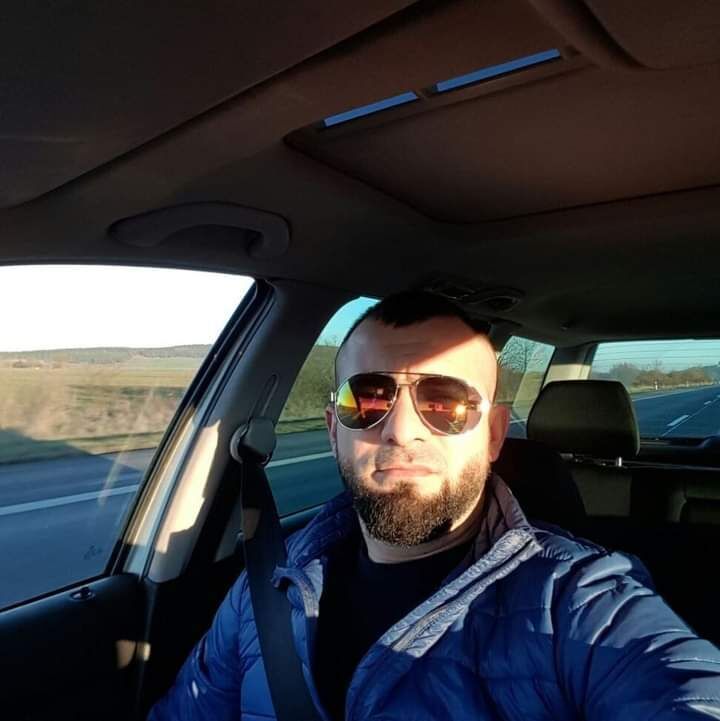  23883592  Bakar, 39 ,    Allendorf