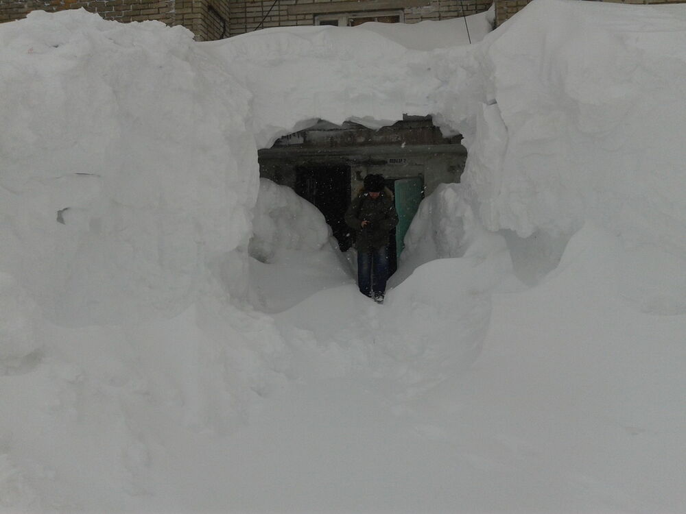  5797112  Aleksei, 48 ,    
