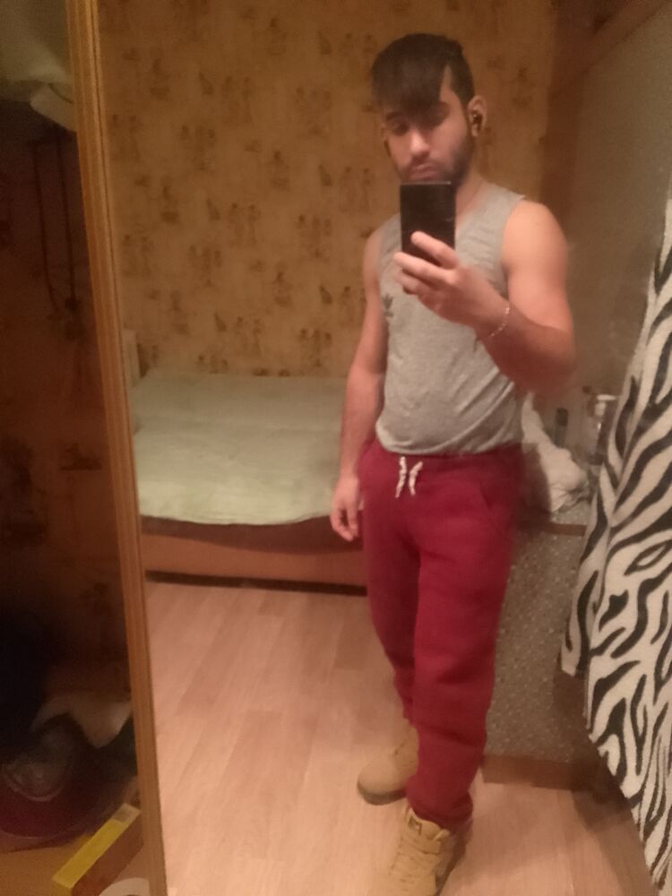  ,   Eliece, 29 ,   ,   