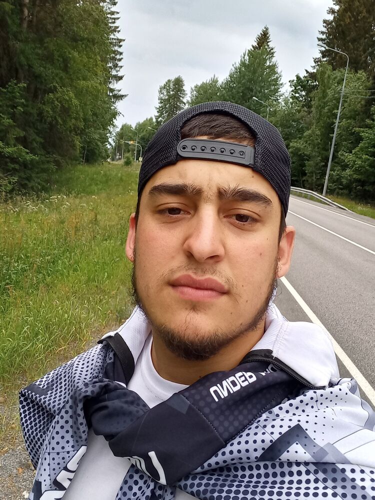  -,   , 23 ,     