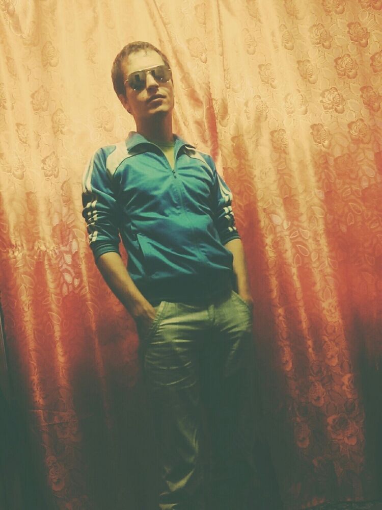  37137142  , 28 ,    
