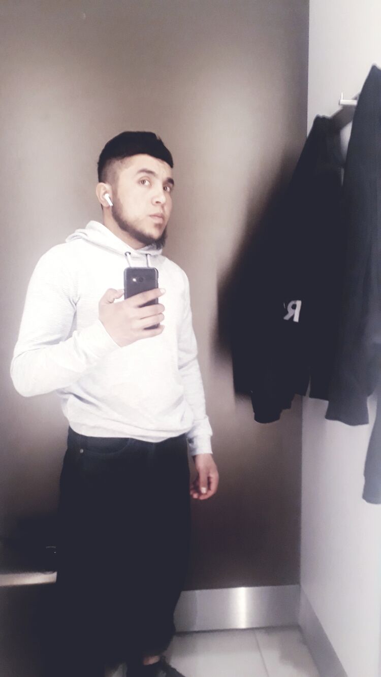  ,   Isroil, 28 ,   ,   