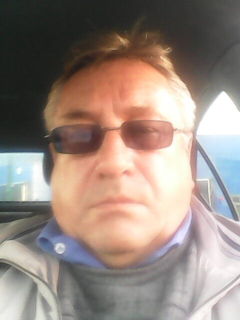  14277392  Alex, 66 ,    