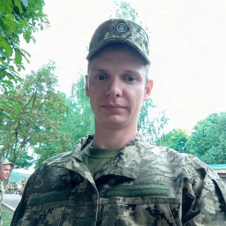  19235222  Adnreygorduy, 33 ,    