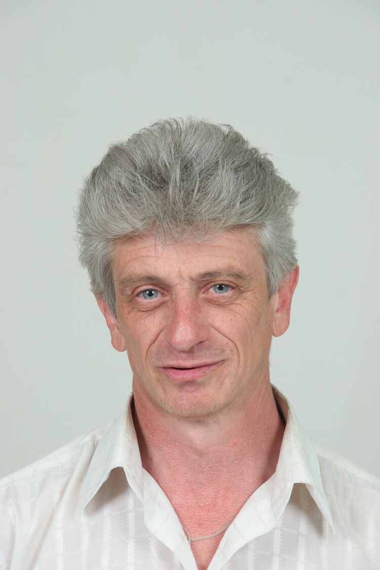  ,   Vlad, 58 ,   