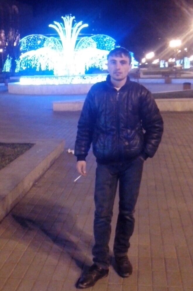  5615762  HAR UT, 35 ,    