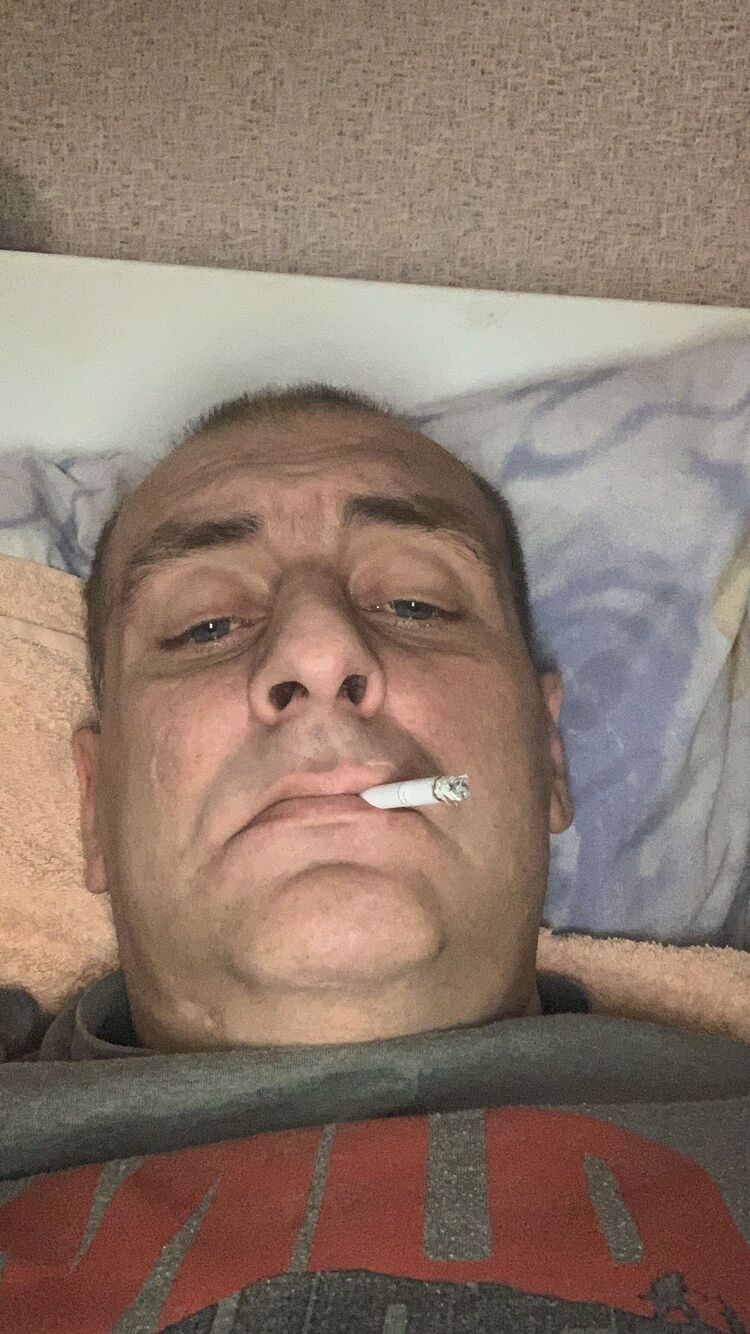  33045052  , 42 ,    --