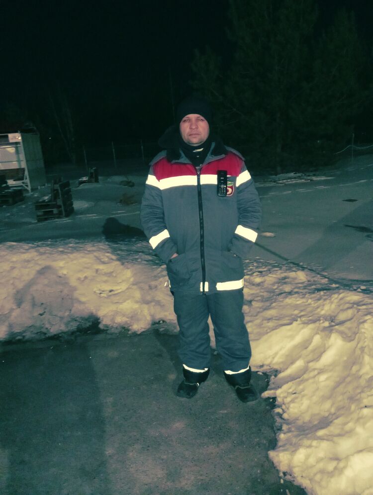   ,   Sherxon, 44 ,   c 