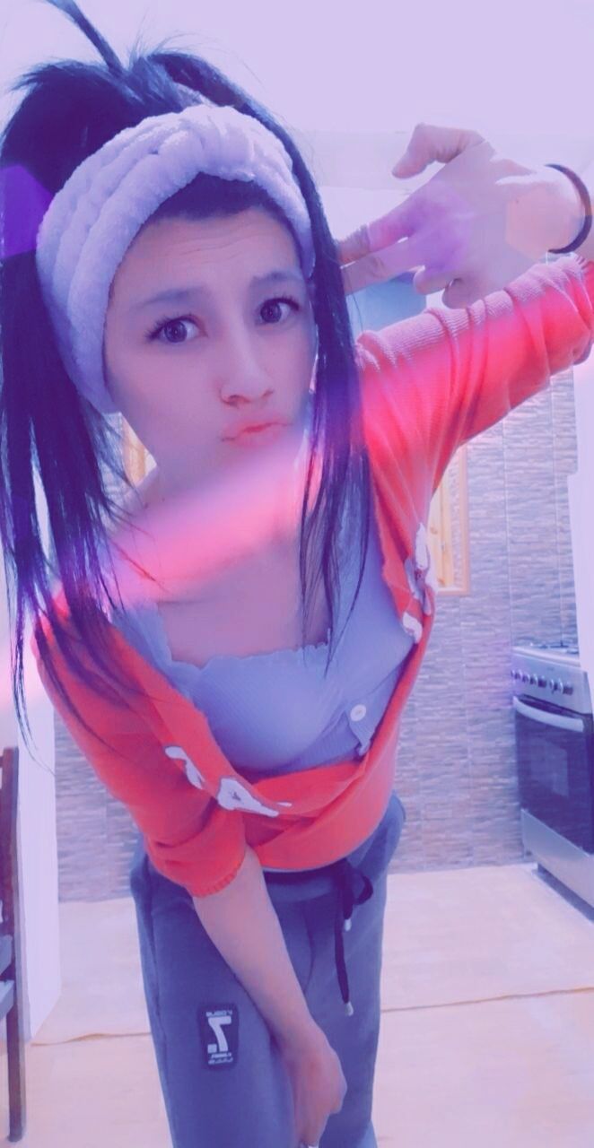  27320722  SAFIYA, 37 ,    