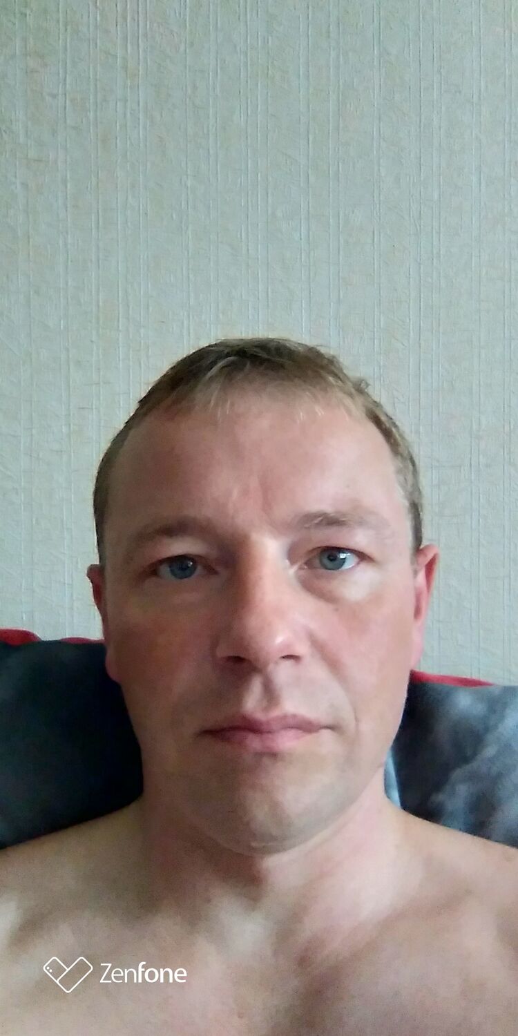  39524772  Evgeniy, 46 ,    