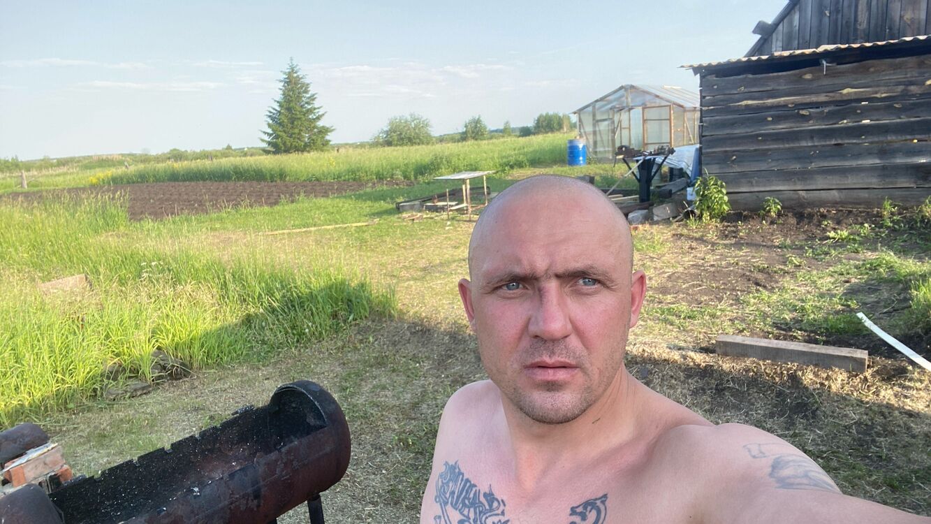  53055052  , 37 ,    