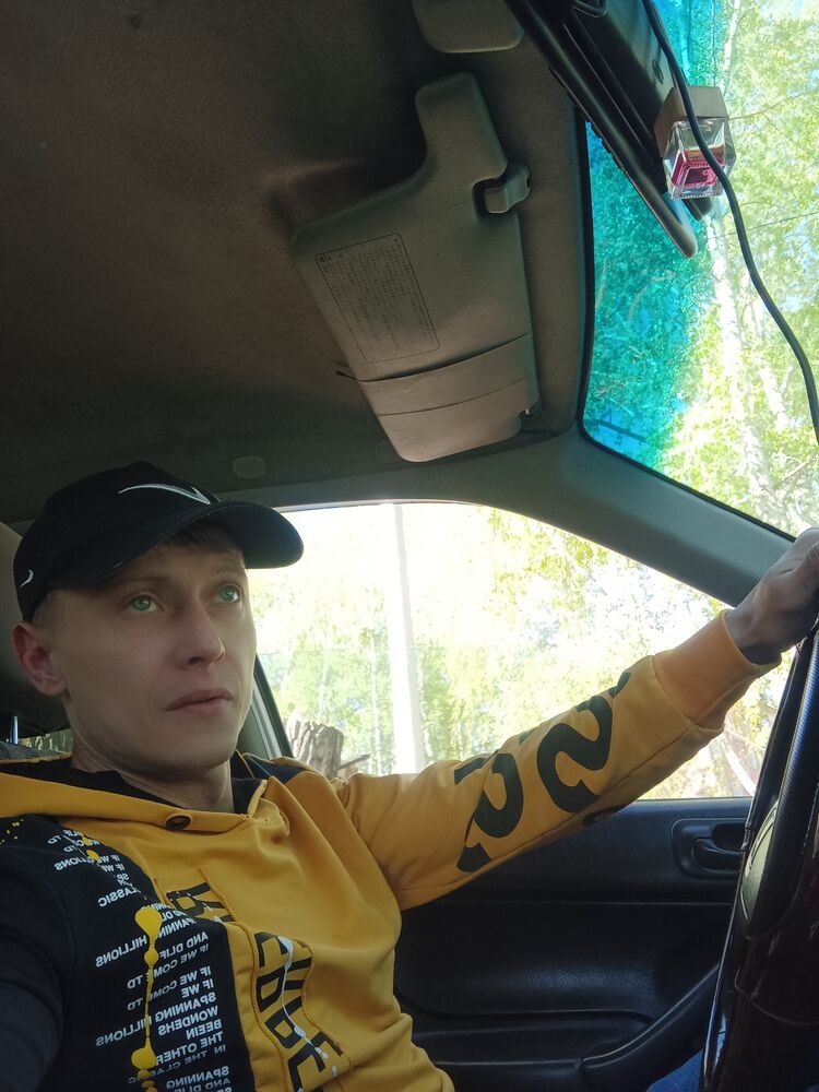  43563102  Alexey, 36 ,    