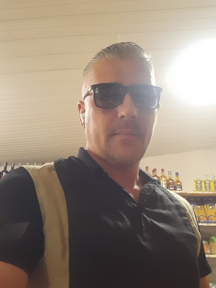  54458012  Kamran, 36 ,    