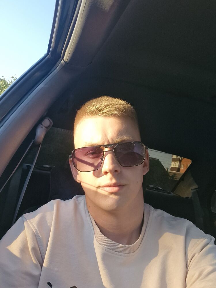  46608702  , 23 ,    