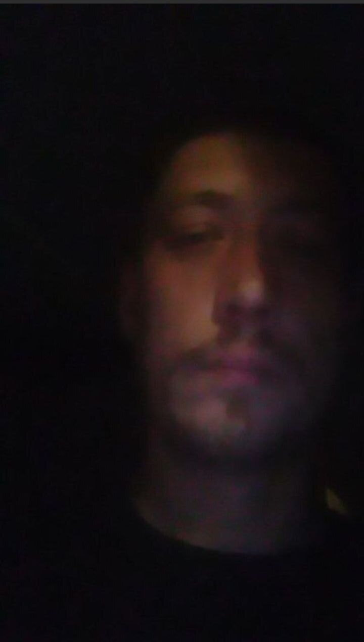 25869122  Floky, 42 ,    
