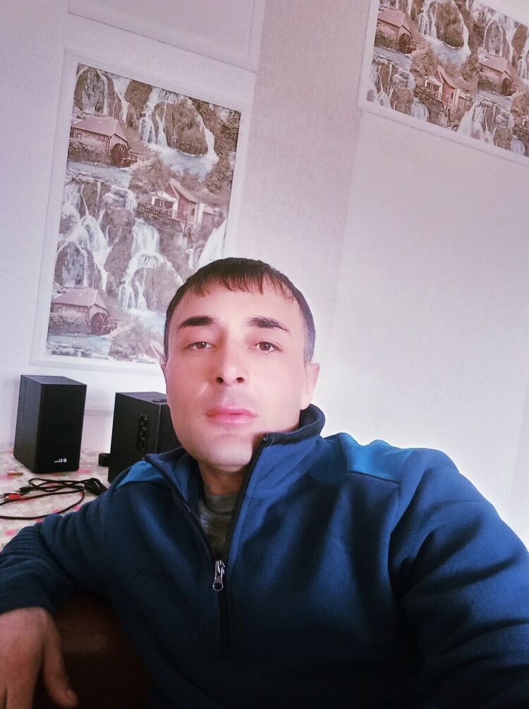  ,   Izat, 37 ,   ,   , c 
