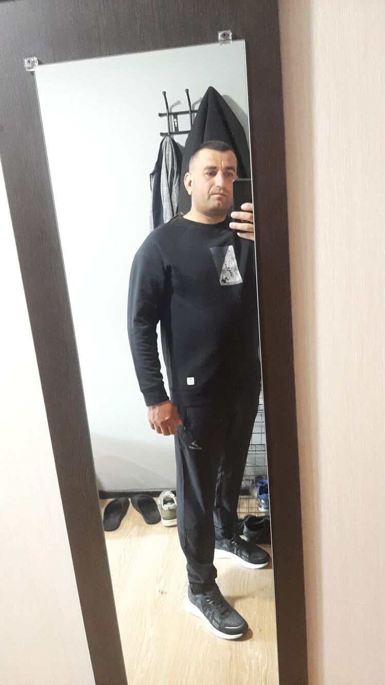  42903692  , 41 ,    
